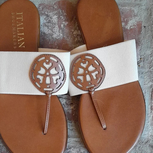 Italian Shoemakers Sandals - Picture 2 of 7